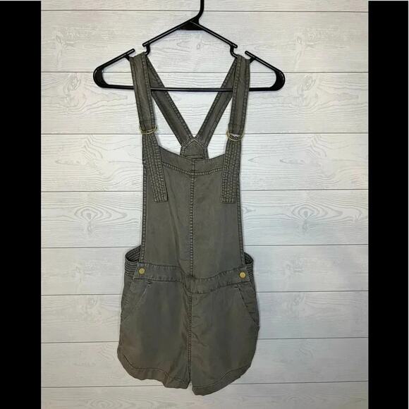 Divided gray Bib shorts with adjustable shoulder straps Size 4 - Picture 1 of 5